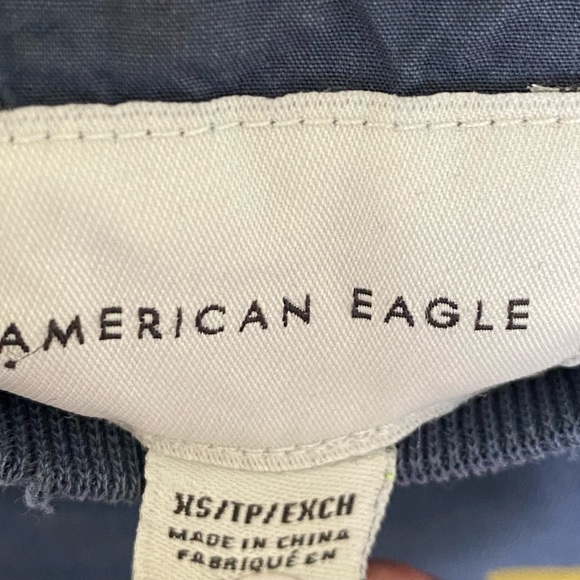 American Eagle Crewneck Logo Graphic Sweater Womens Size Extra Small Blue Yellow - Picture 3 of 3